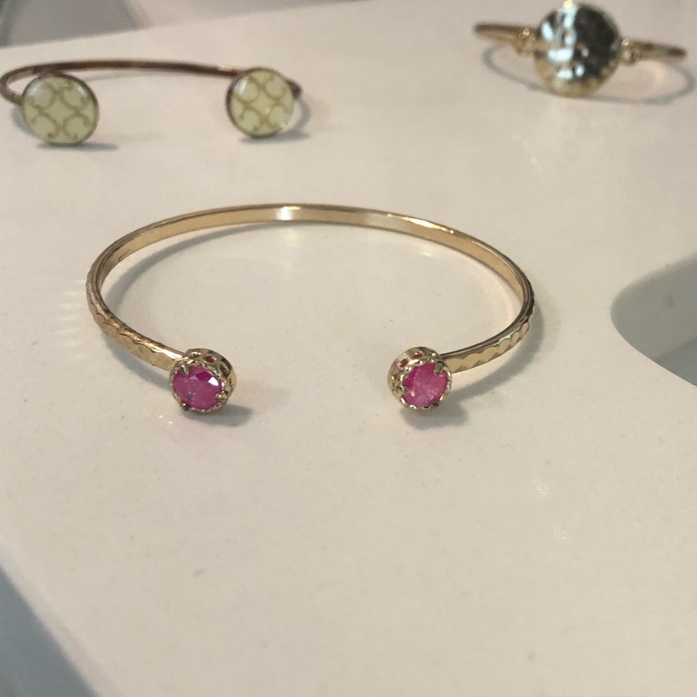 Three piece bangle set